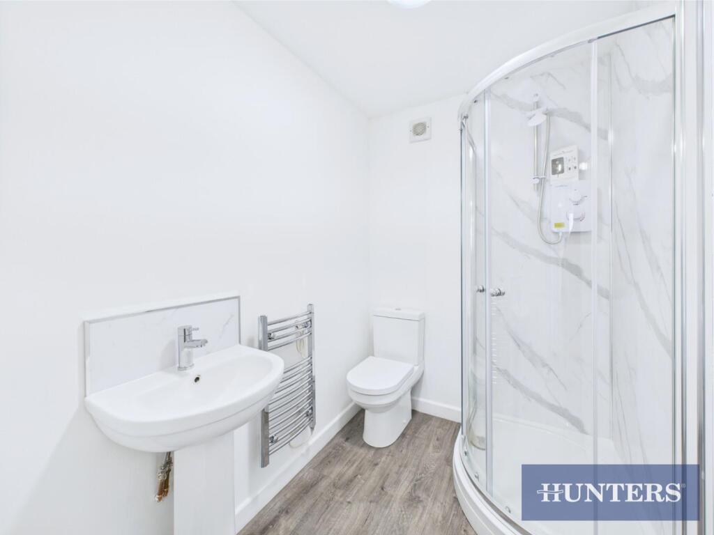 CAM05333G0-PR0084-STILL006.jpg