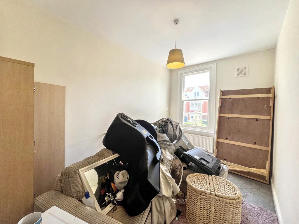 98 Ritherdon Road, Tooting, London SW17 8QQ