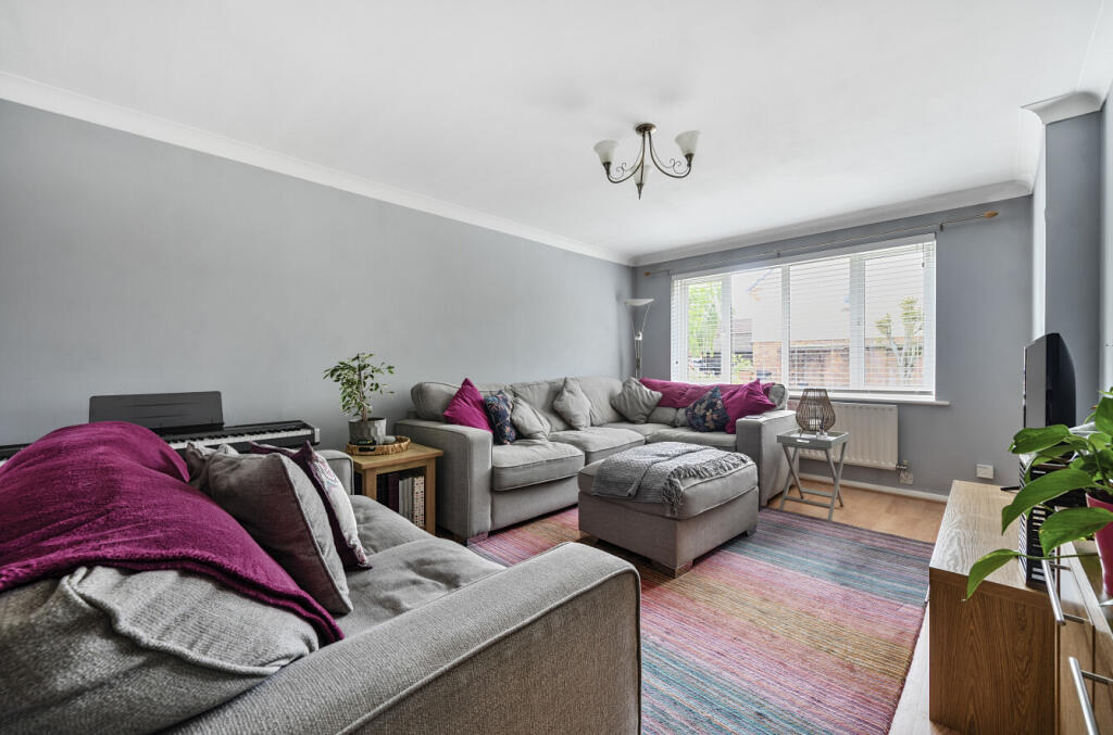 1285589-2-6842c03...