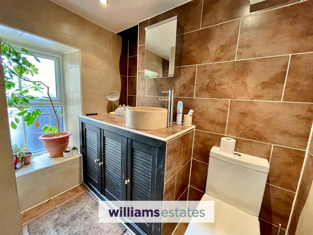 Downstairs Shower Room