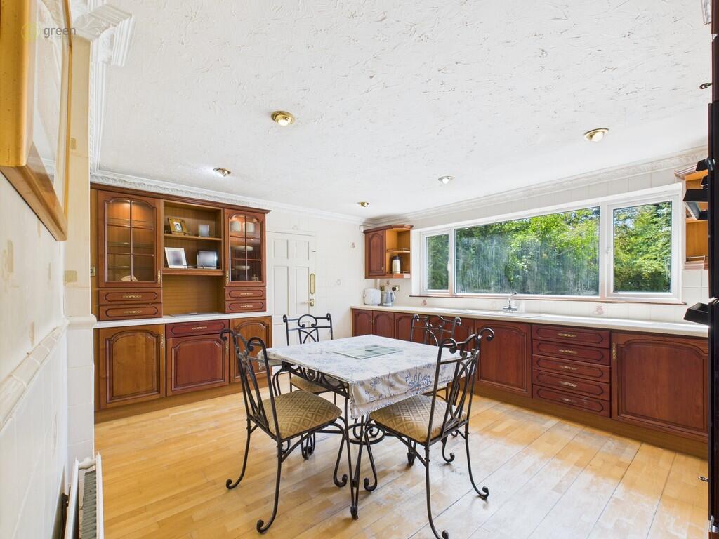 CAM03830G0-PR0184...