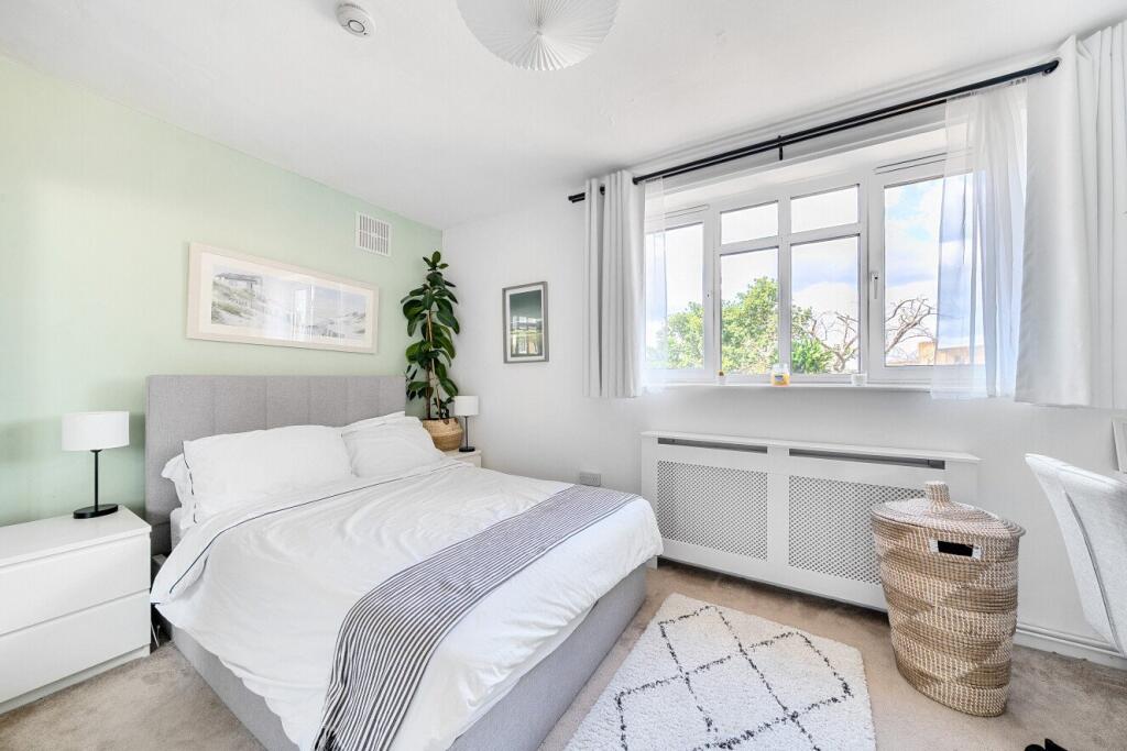 Picture No. 02