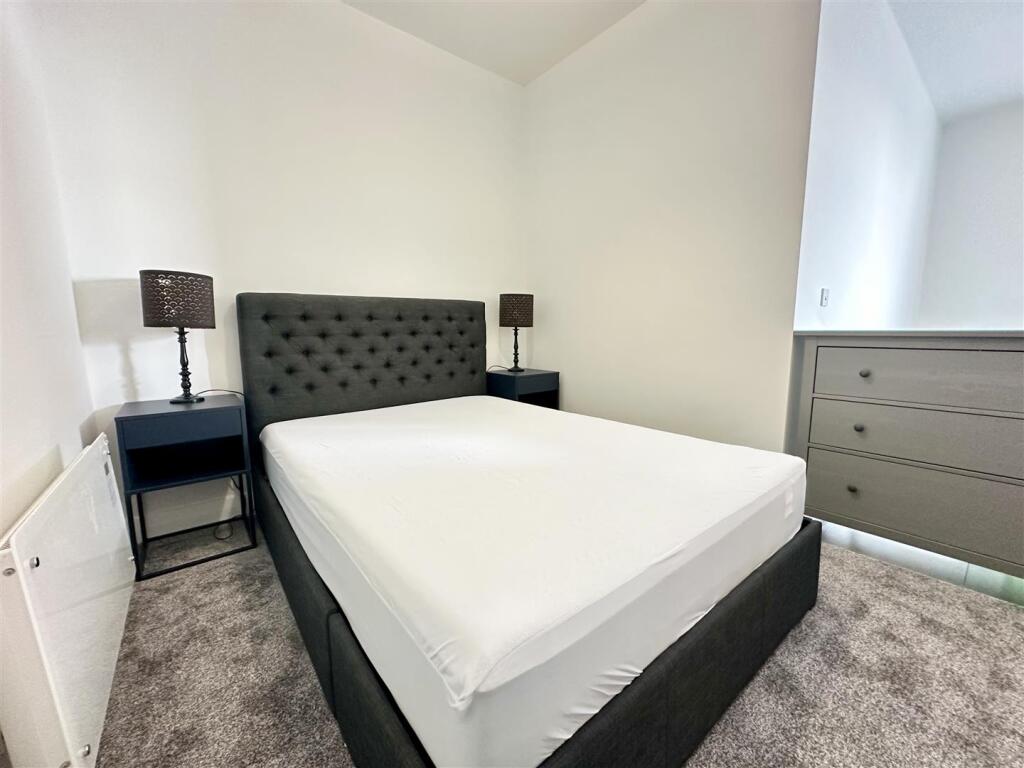Bedroom.jpg
