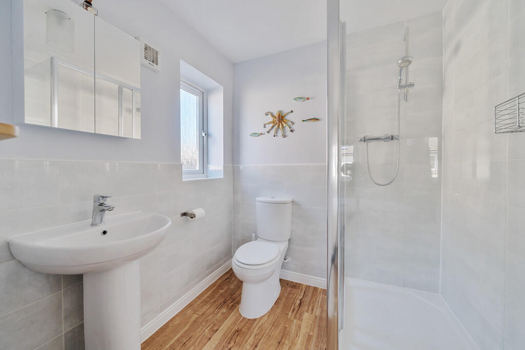 Ensuite Shower Ro...