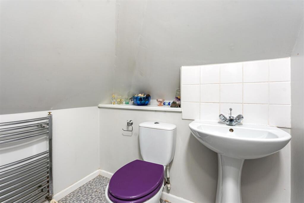 En-Suite Cloakroom