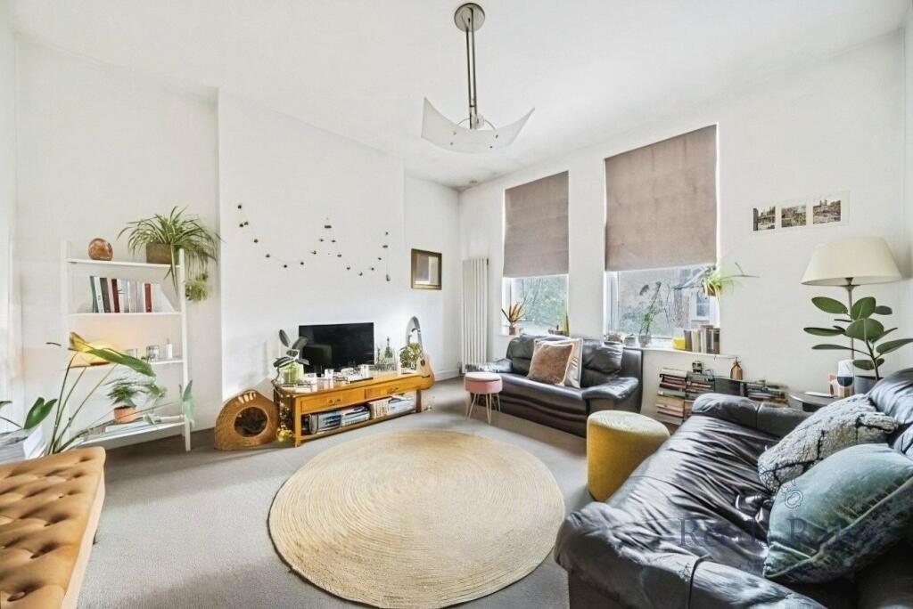 Lounge (Previously)