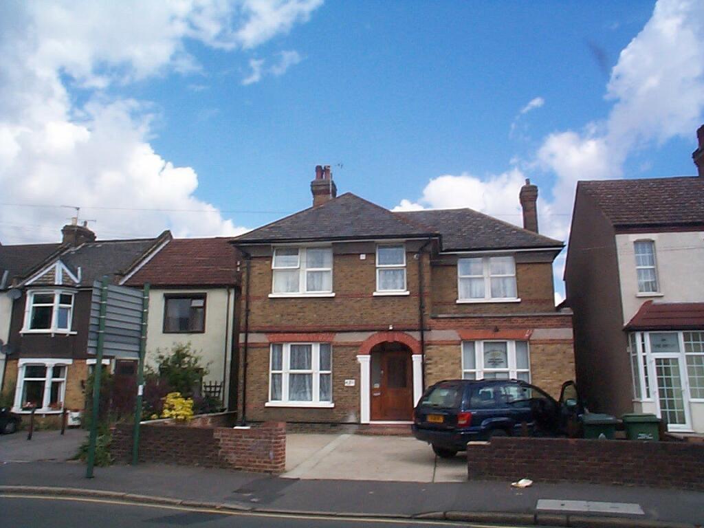 One Bed First Floor Flat