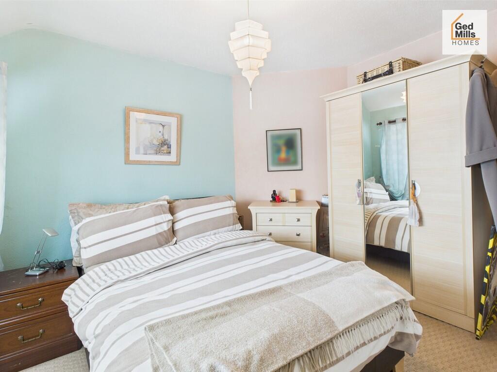 CAM04261G0-PR0042...