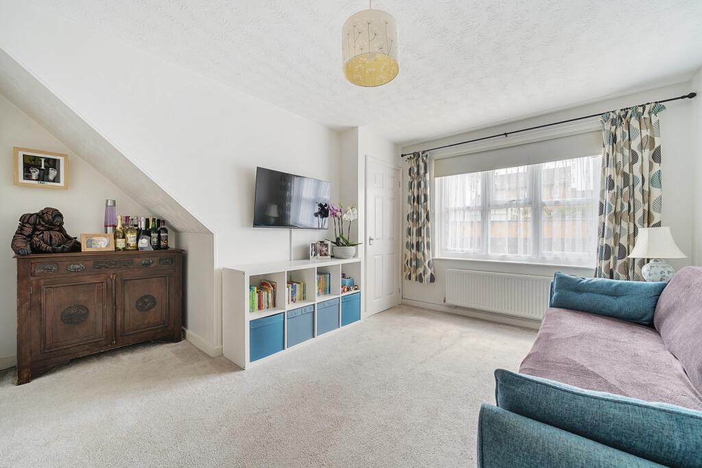 1330520-4-688a274fb3996