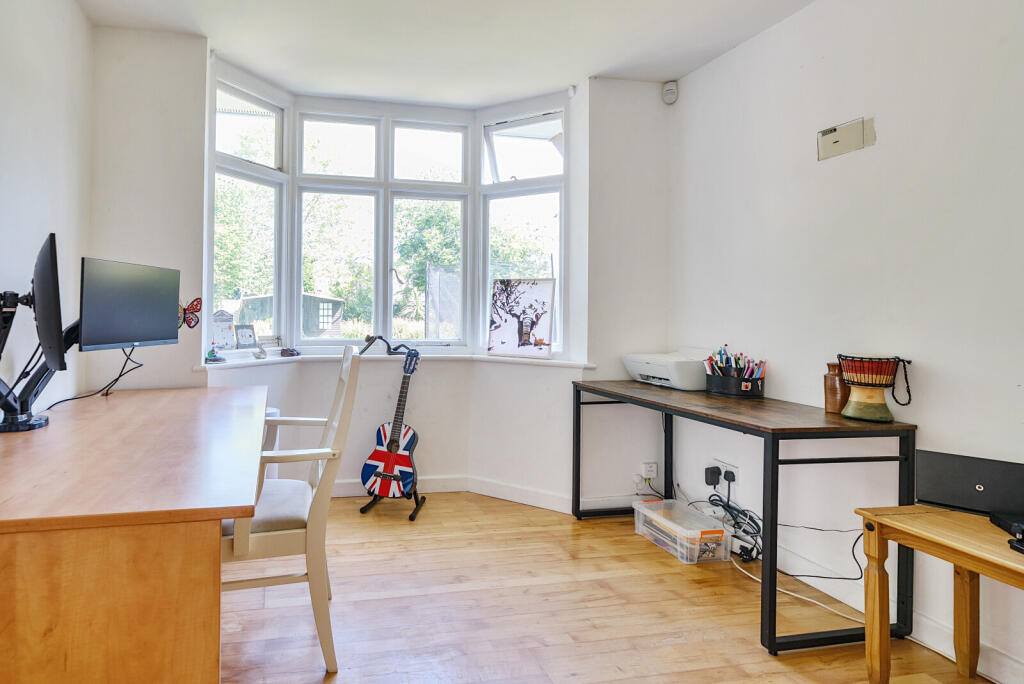 19-681b42747a9d3-...