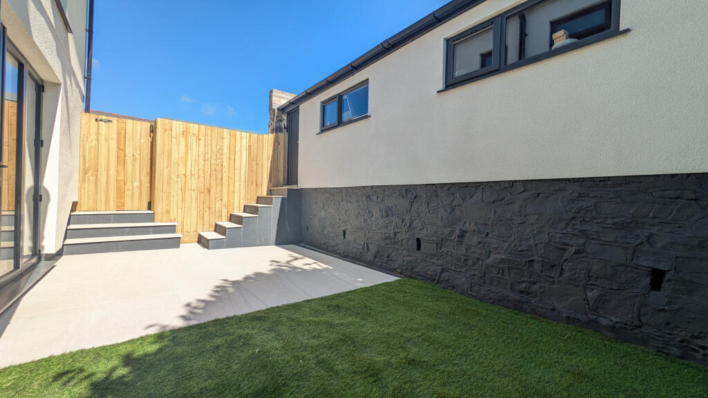 PXL_20250725_093600694