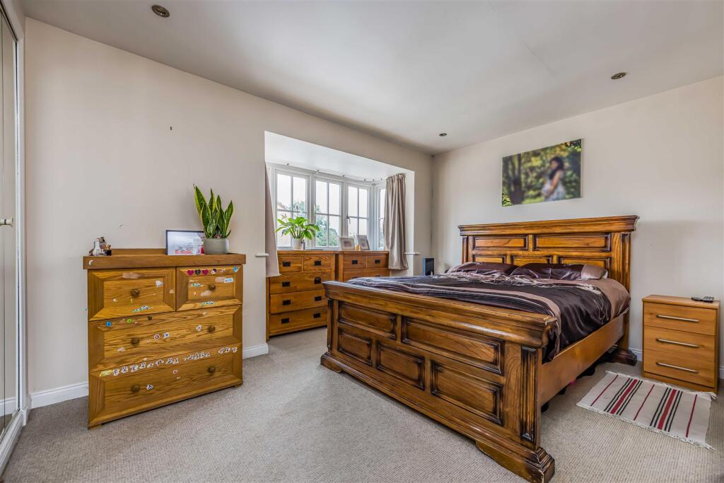 7 Pipit Close, Horndean-Small-PorticoMarketing-Nex