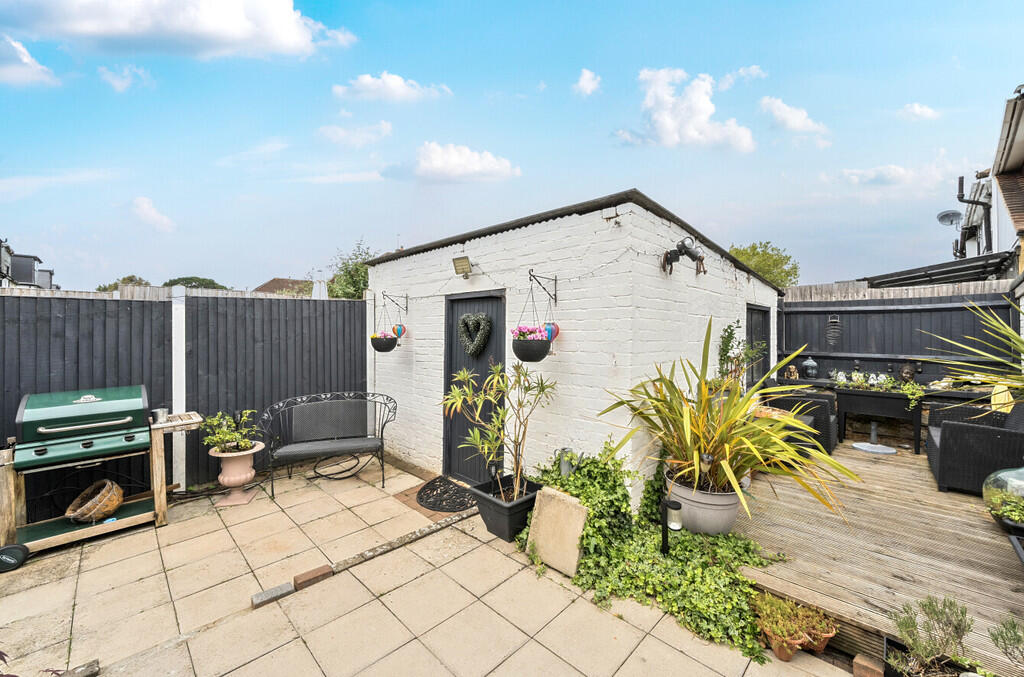 1303292-4-683ed22...