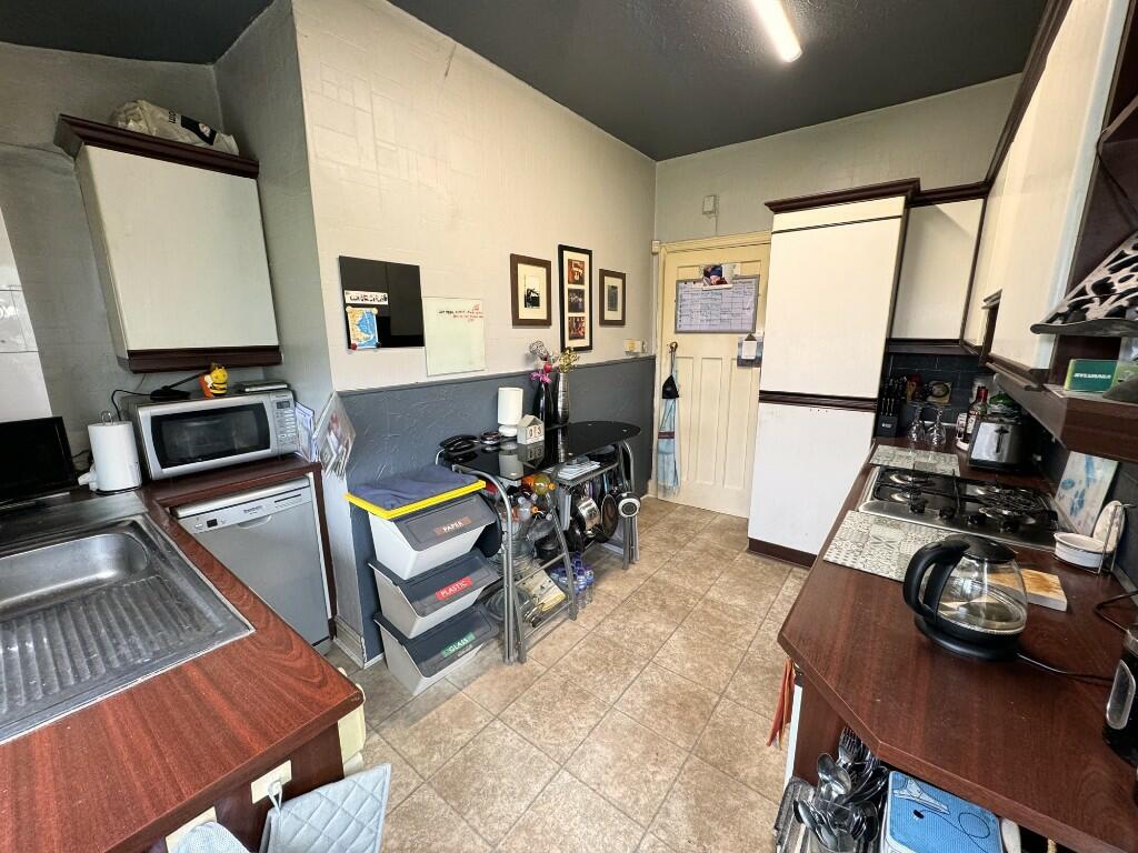 Kitchen 2