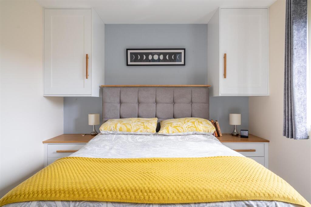 Bedroom One (1).jpg