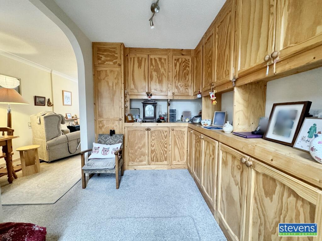 image00014_blurred (4)