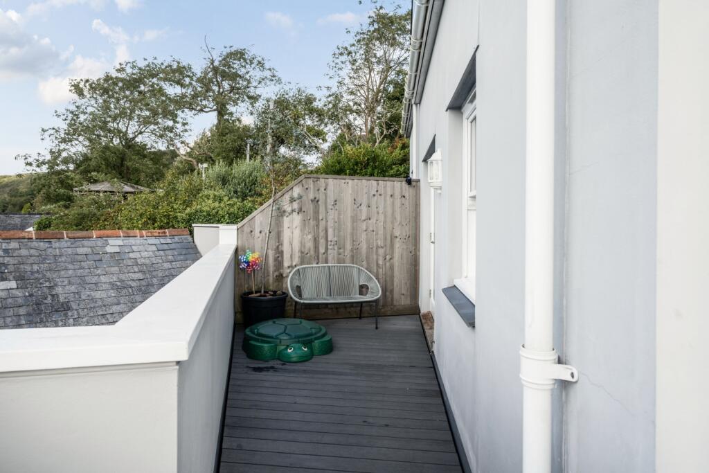 1320085-7-68c2d8a387171