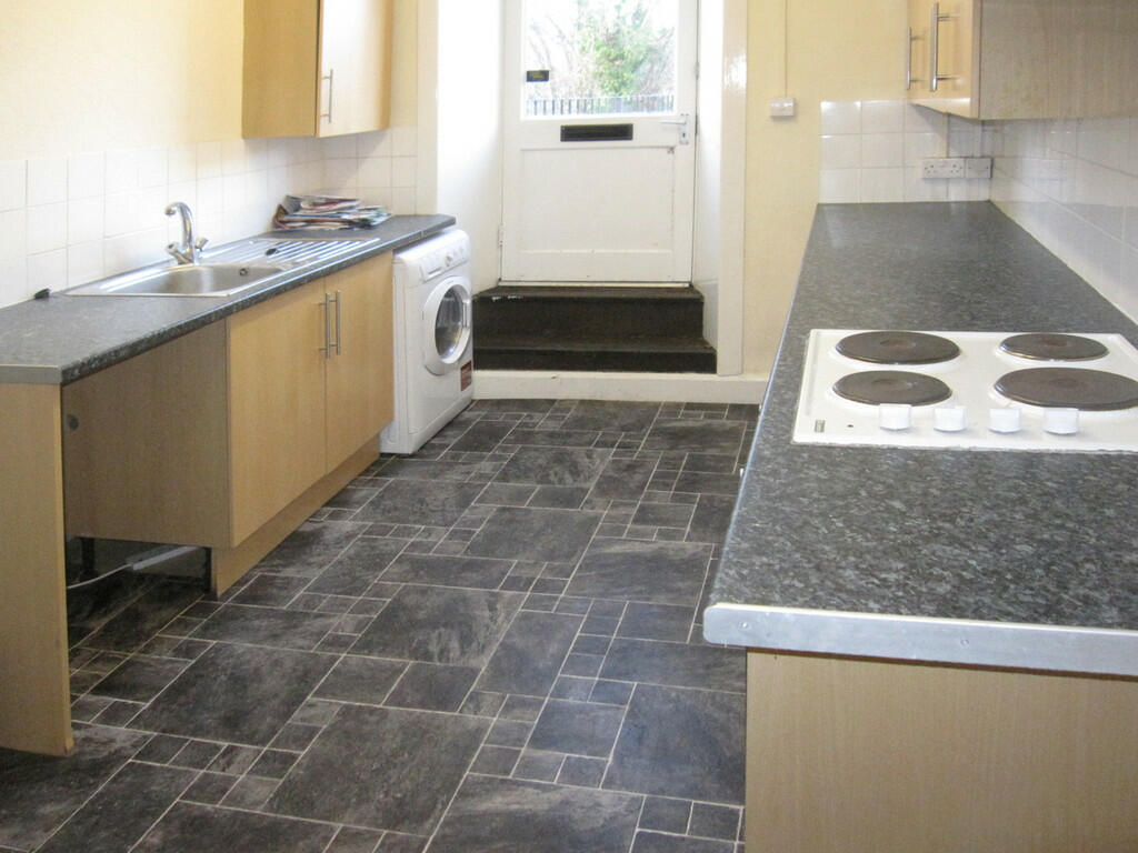 11 Kitchen