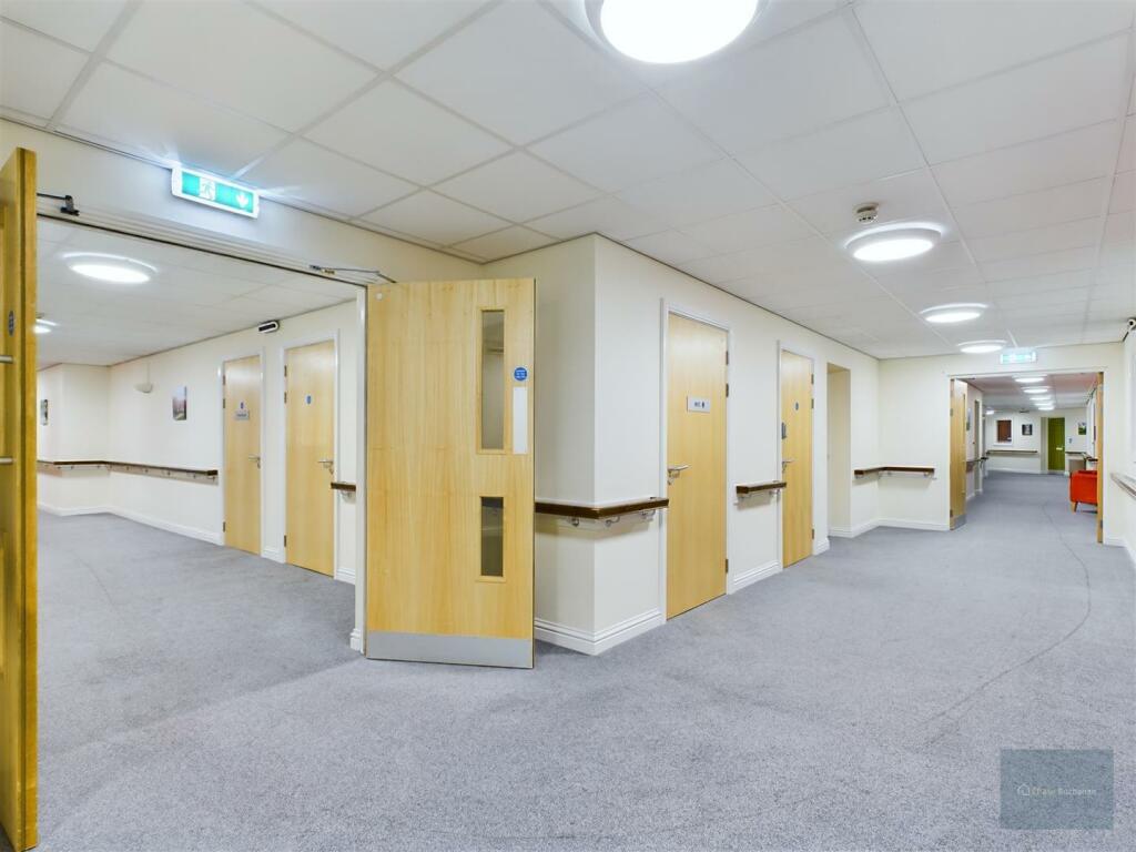 CAM02540G0-PR0075-ST