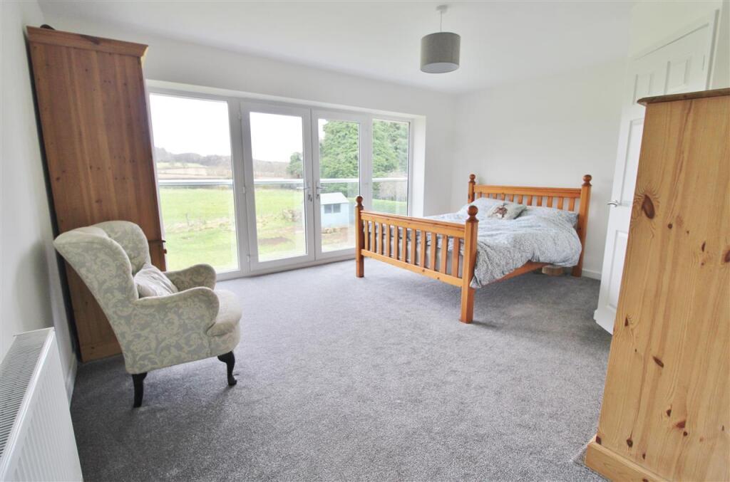 PRINCIPAL SUITE