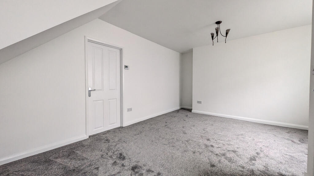 PXL_20250813_104857739