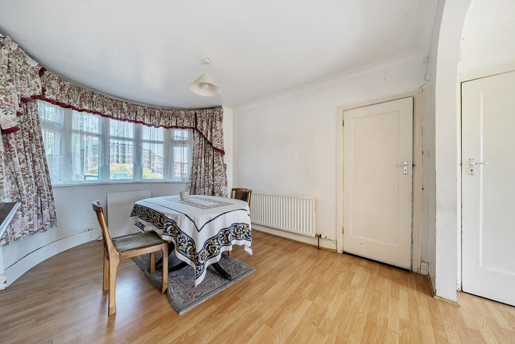 1340428-9-6899dff...