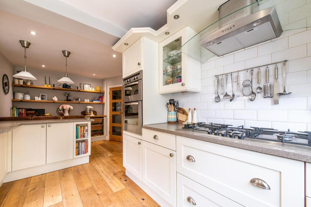 Kitchen/Breakfast Room
