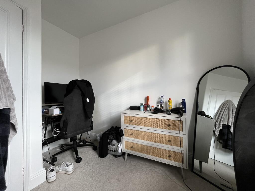 Bed 3 (2)