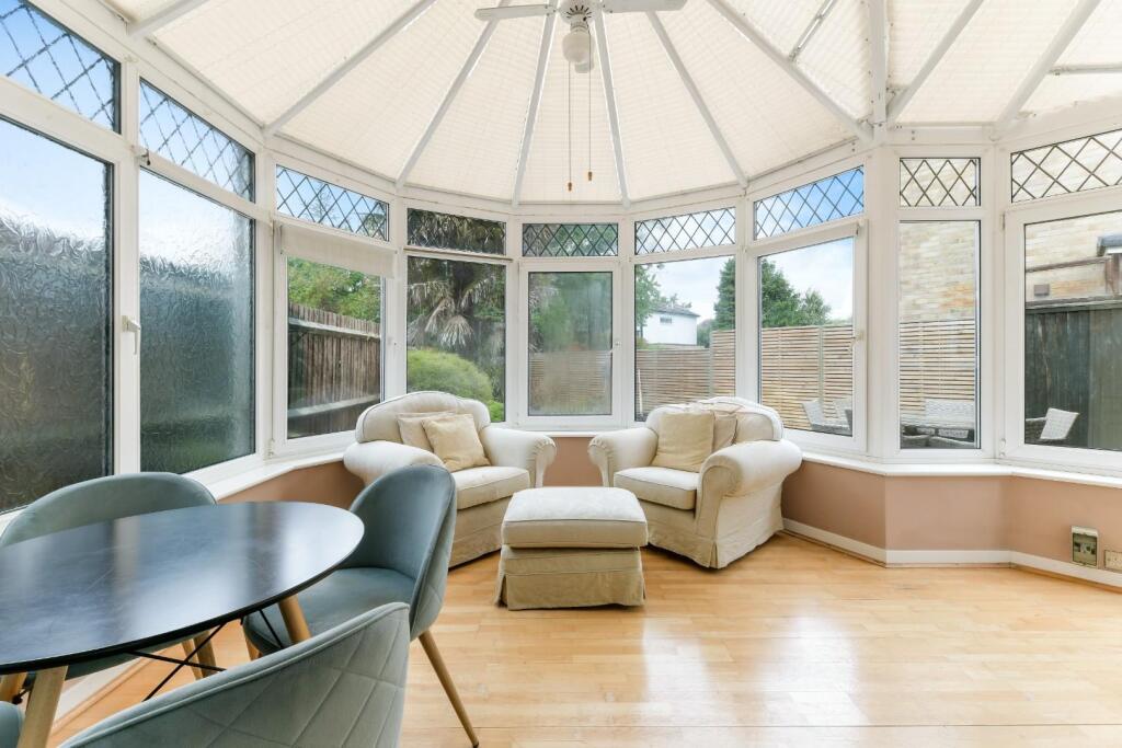 SANDRINGHAM ROAD (10).jpg