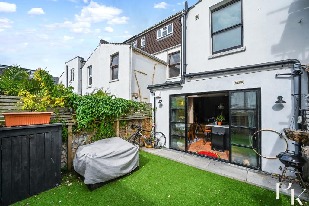 84 Wordsworth Street, BN3 (30).jpg