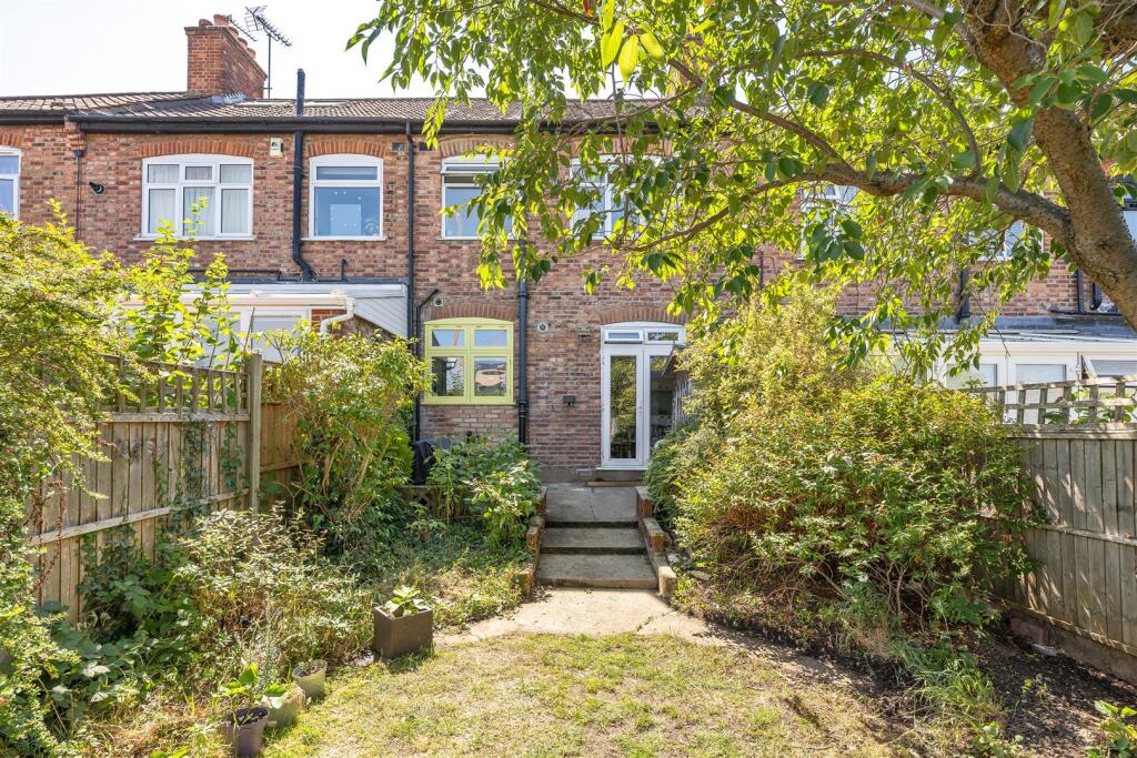 Corbett Road E17