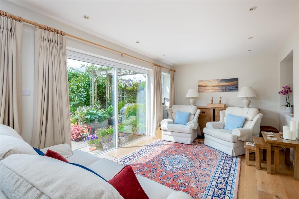 94 Lower End 1743-5.jpg