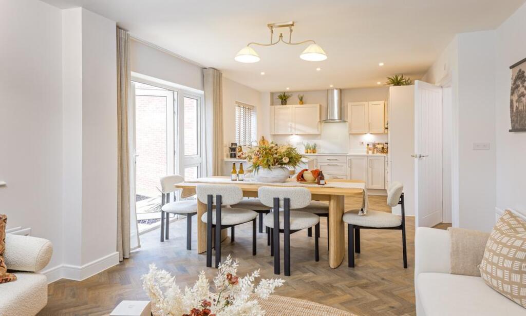 Dandara - The Acres - The Goodwood, Home 282