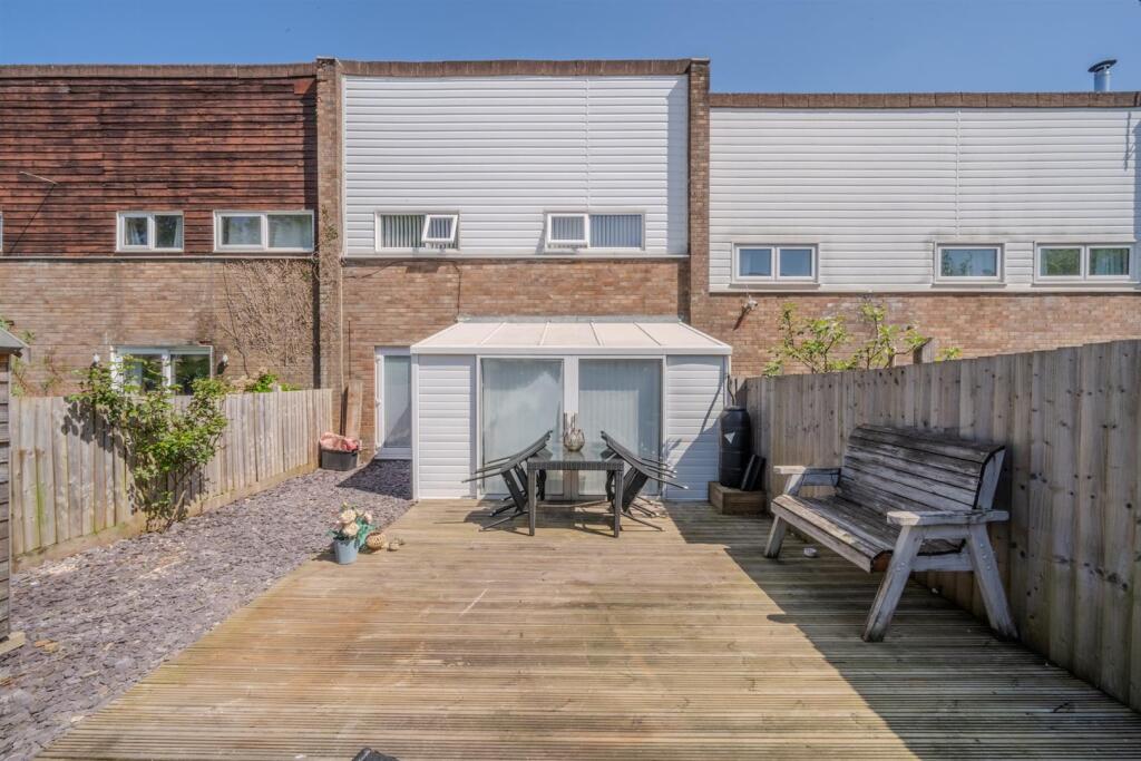 61 East Roedin-17.jpg