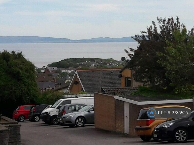 Plenty Of Off-Road Residential Parking