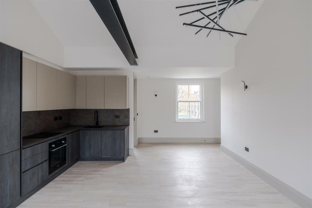 6, 11-12 Grenville Street-5.jpg