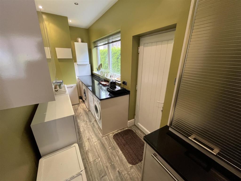 Breakfast Kitchen Aspect 4.jpg