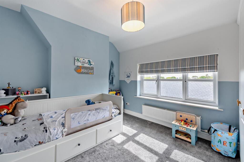 8644613-interior02-800.jpg