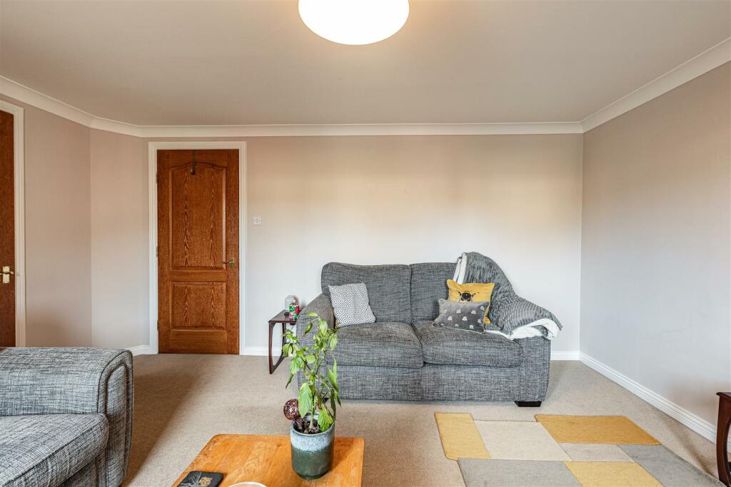 5-6 North Werber Place Edinburgh 12.JPG