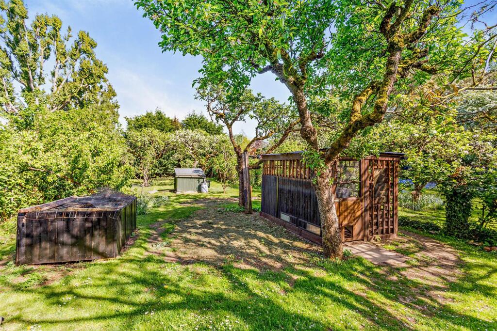 8646187-exterior04-8