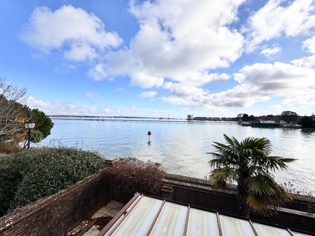 PHOTO-2025-11-10-13-40-53 8.jpg