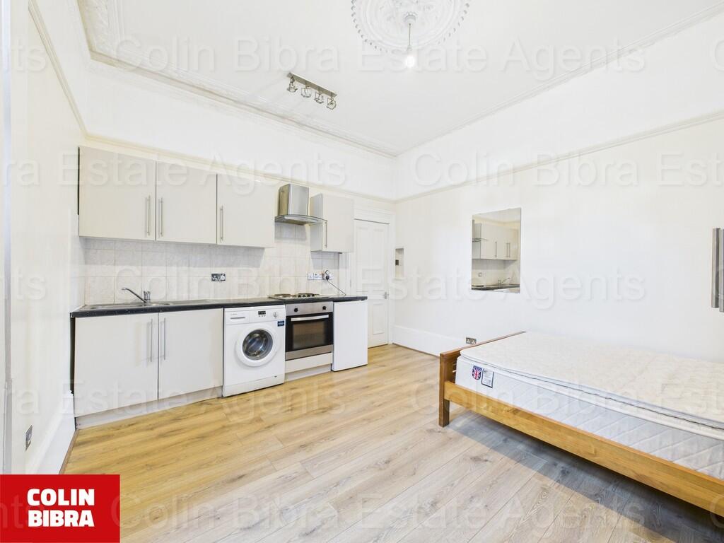 CAM04175G0-PR0049...