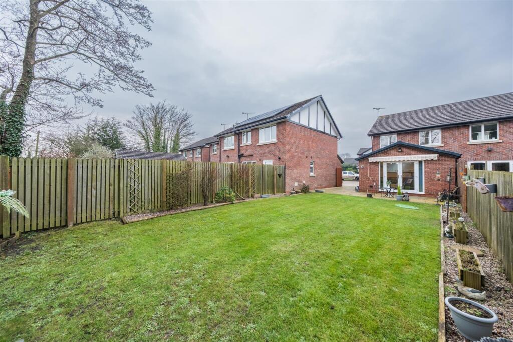 6 Gowy Court -012.jpg