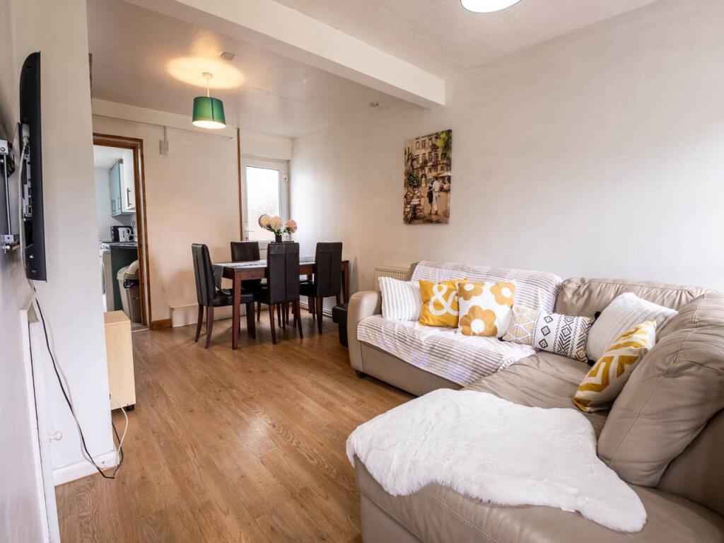 19KA_studentaccommod