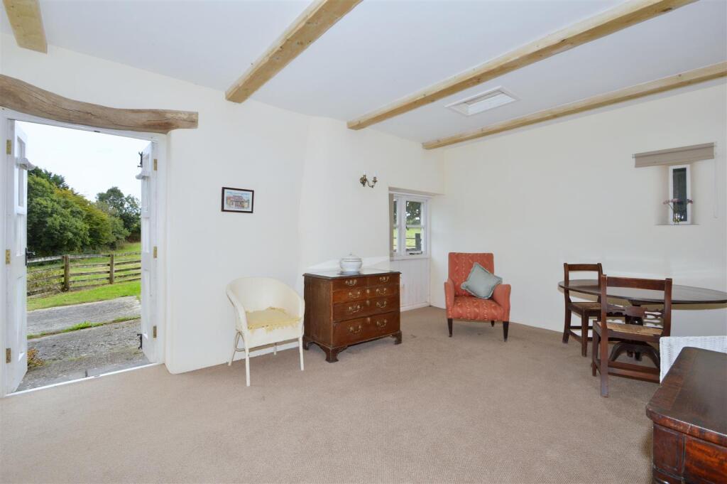 Bedroom 2 / Sitting Room