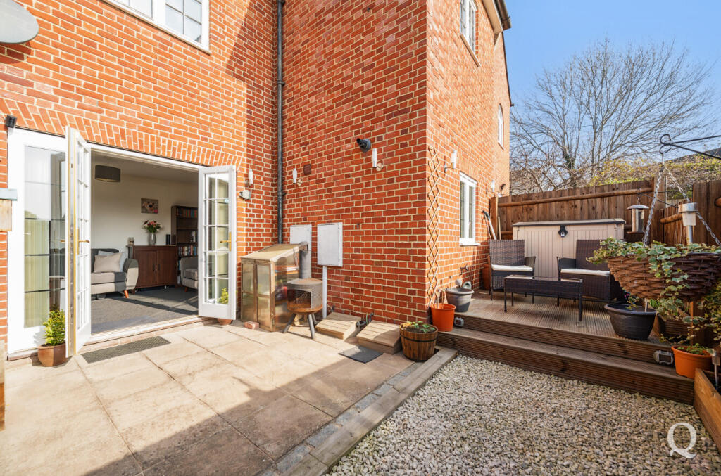 5dd228af-716b-472...