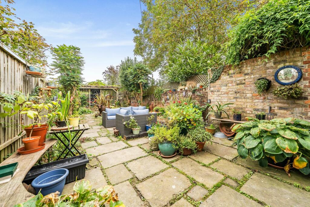 Garden (2)