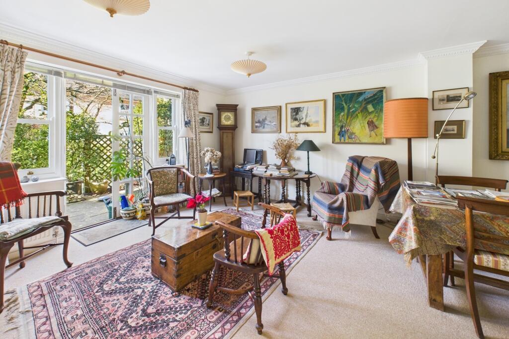 CAM02545G0-PR0344-STILL015