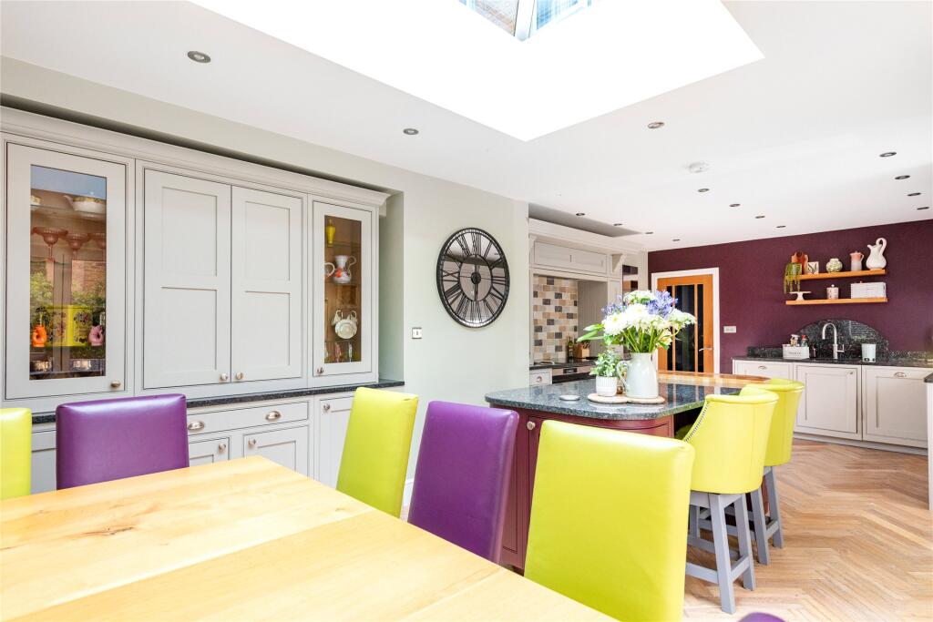 Kitchen/Dining Room
