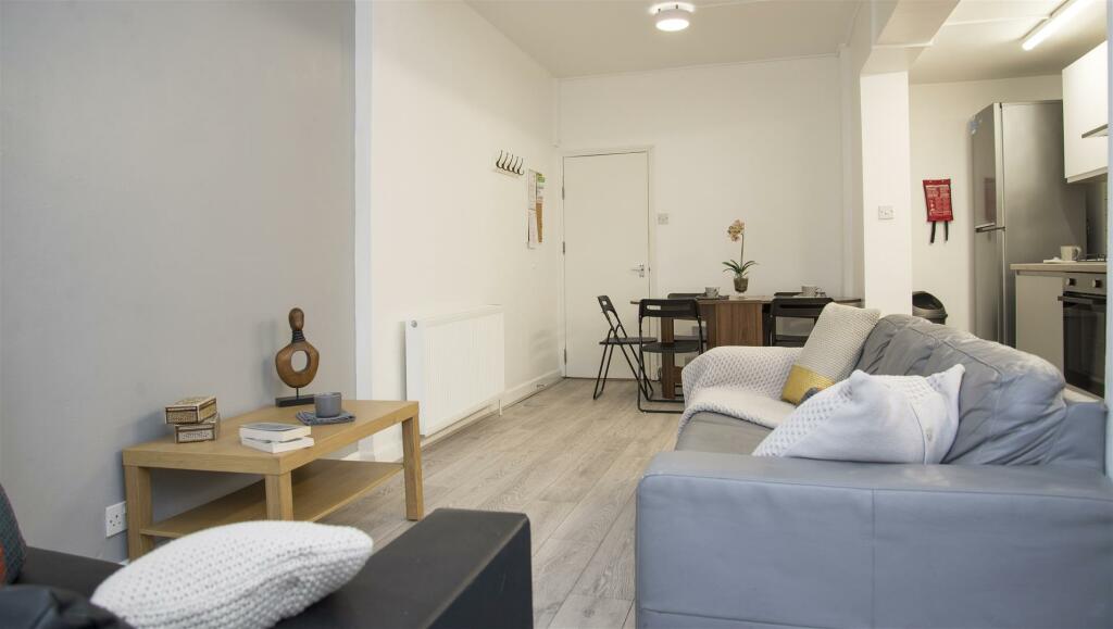 student-5-bed-house-portsmouth-margate-road (24).J